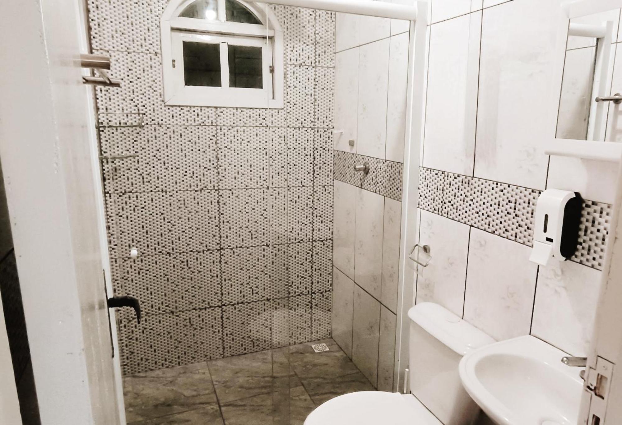 Casa A Beira Mar A 1 Min A Pe Da Praia No Centro De Unamar Cabo-frio *